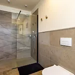 Amazing Design Aeris With Private Pool, High Level Of Privacy - Wiibuk *