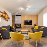 Βίλα Amazing Design Aeris With Private Pool, High Level Of Privacy - Wiibuk