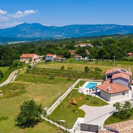 Amazing Design Aeris With Private Pool, High Level Of Privacy - Wiibuk *